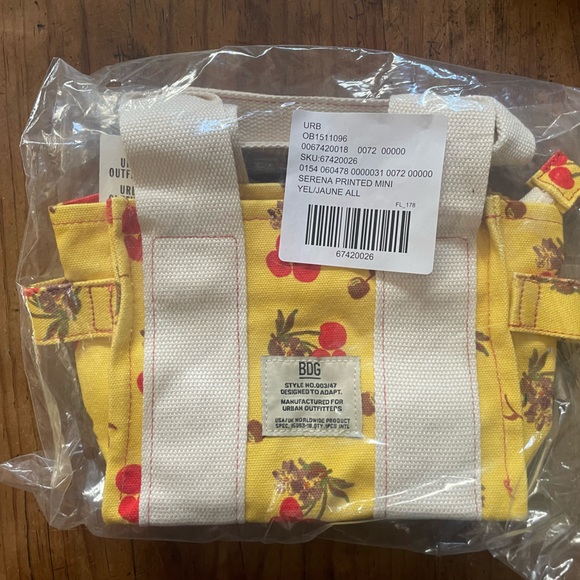 Urban Outfitters BDG Serena Mini Tote Bag - Picture 5 of 5